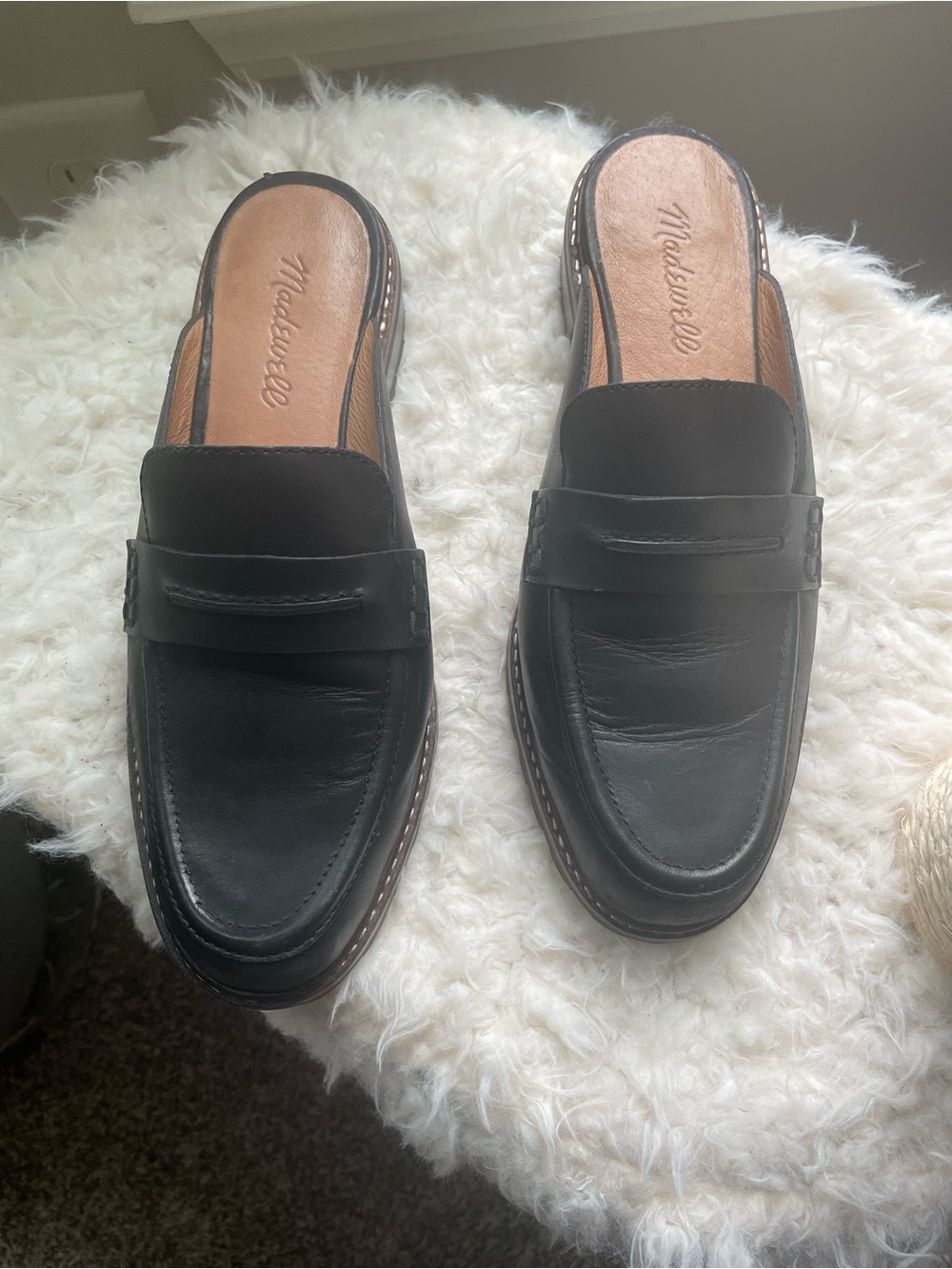 Madewell Woman’s Leather Loafers Mule in Sz 7.5 in gently used condition - Picture 2 of 7